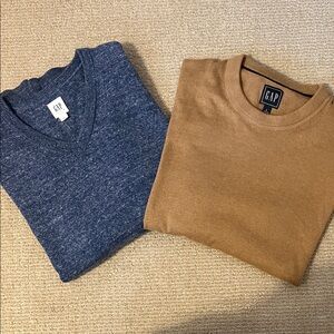 GAP Men's Blue and Brown Sweater Set